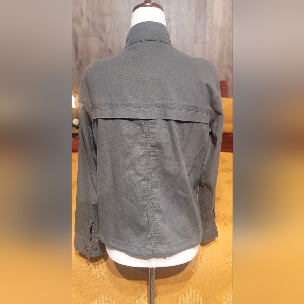 Christopher & Banks Green Gardening Jacket – NWT – Petite SmallStay stylish and - Picture 3 of 10
